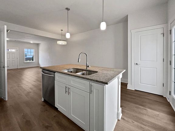 5th image of 657 Bristol Creek Dr Unit 657