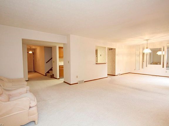 4th image of 21832 Addington Blvd #3