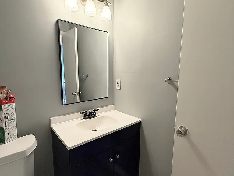 100 Yately Ct — Photo 10