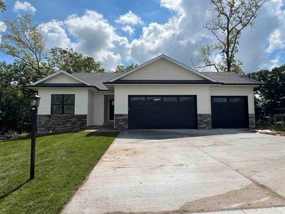 1502 Legend Dr, Tiffin, IA, 52340