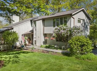 2092 E Hamton Rd, Binghamton, NY 13903