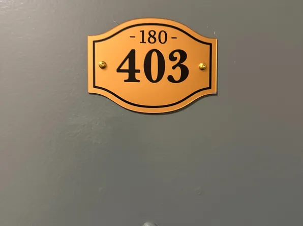 180 Vaughan Rd #403, Toronto, ON M6C 2M3