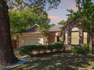 1720 Pacific Pl, Fort Worth, TX 76112