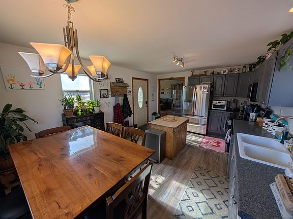 2nd image of 23087 Burr Oak Rd