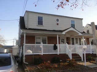 141-41 256th St #2, Rosedale, NY 11422