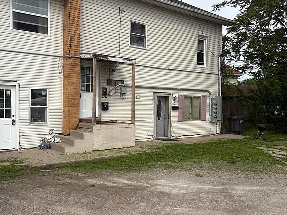 3rd image of 5912 Edgewater Dr