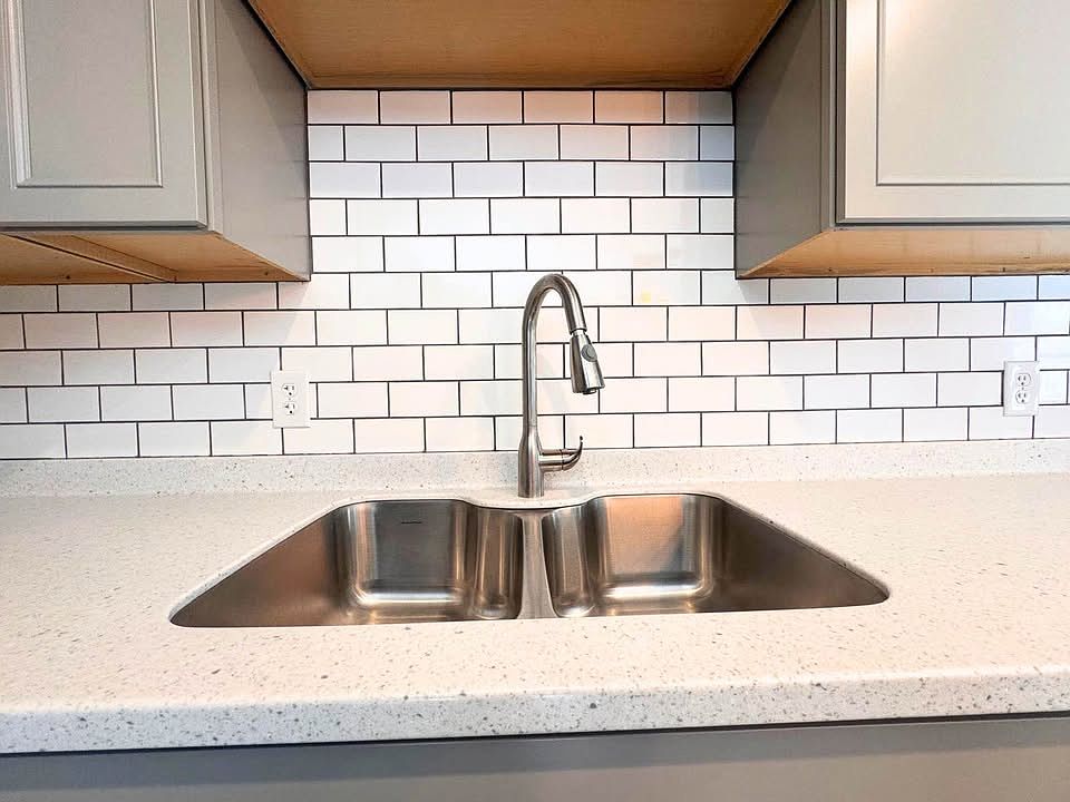 1st image of 716 Empire Rd #2