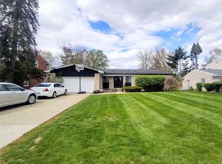 17060 Jeanette St, Southfield, MI 48075