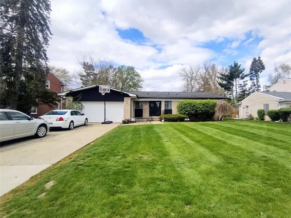 17060 Jeanette St, Southfield, MI 48075