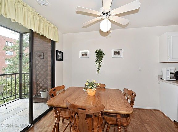 4th image of 125 Acacia Cir APT 307E