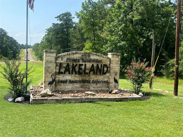 89 Hill Top Rd, Huntsville, TX 77320