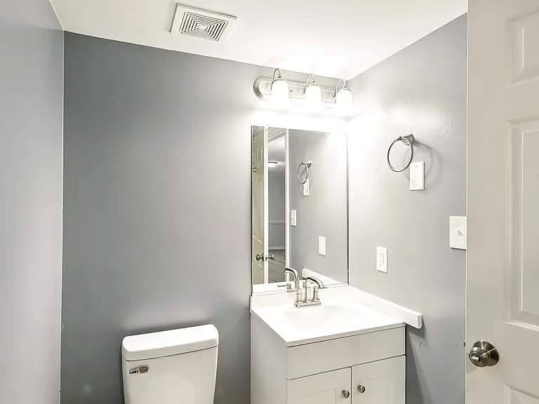 13 Academy Ln — Photo 6