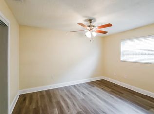 9611 NW 24th St, Sunrise, FL 33322