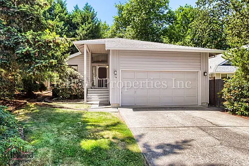 6765 SW 152nd Ave Photo 1