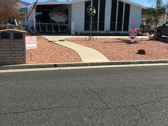 5th image of 25168 E Posey Dr