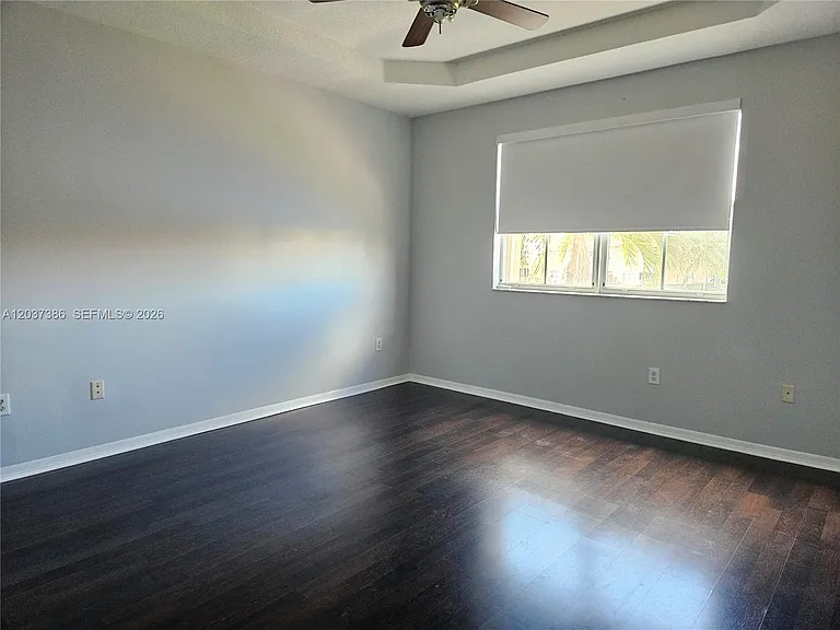 15270 SW 30th Ter — Photo 12