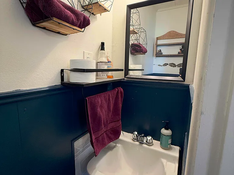 1007 Emery St — Photo 27