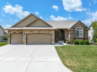 8573 W Candlewood Ct, Wichita, KS 67205