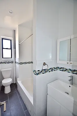 Rented by CITY SKYLINE REALTY INC | media 28