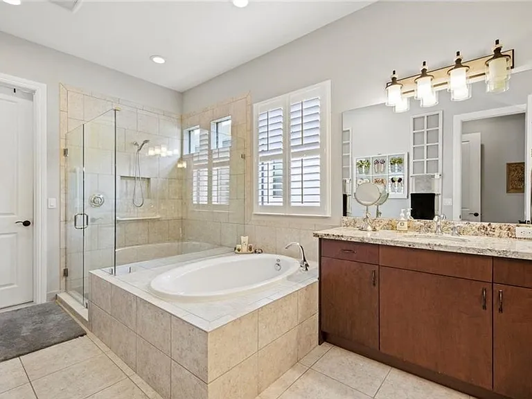 9244 Glenforest Dr — Photo 13