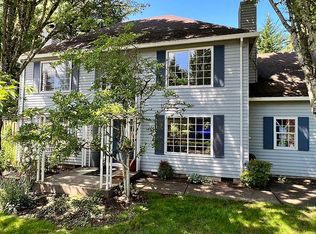 717 SW Maplecrest Ct, Portland, OR 97219