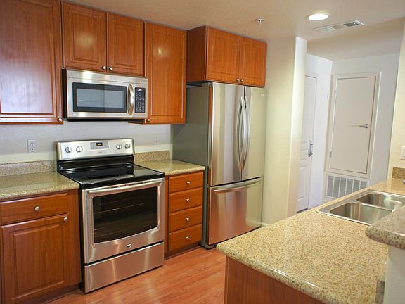 3rd image of 1883 Agnew Rd Unit 431