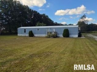 19499 N Iris Ln, Mount Vernon, IL 62864