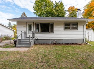 1913 Chippewa Rd, Waukegan, IL 60087