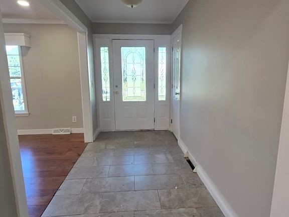 2nd image of 881 Roberts Rd