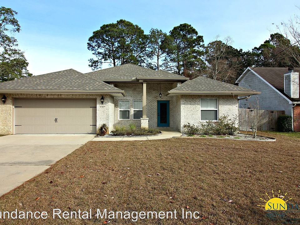 1st image of 497 Woodfern Ave