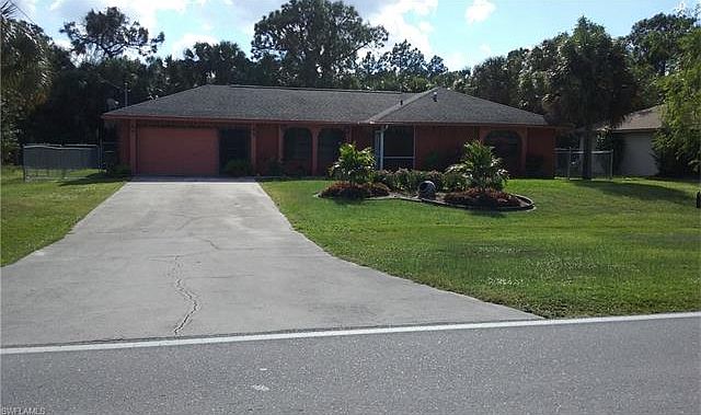 1st image of 874 Sentinela Blvd