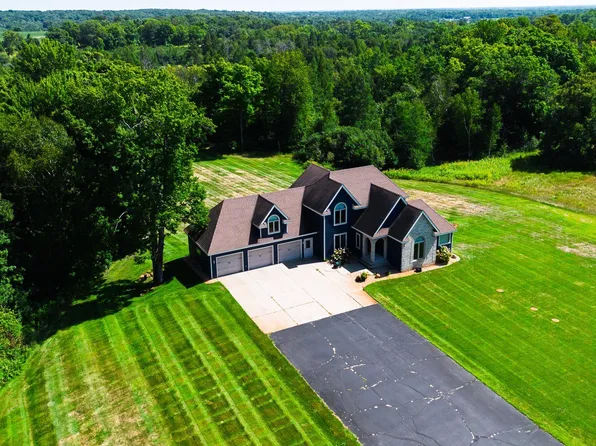 38798 County Road 2 St, Saint Joseph, MN 56374