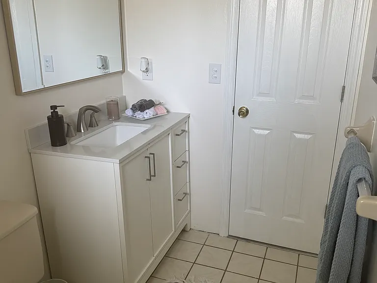 1063 Wexford Way — Photo 25