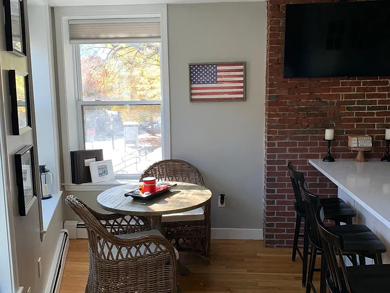 18 Main St #2 — Photo 10