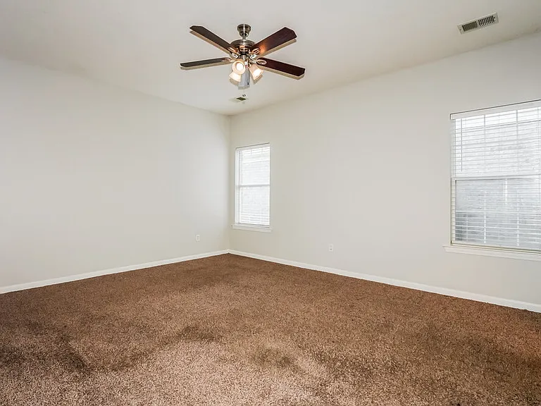 10182 Sorrento Pl — Photo 9