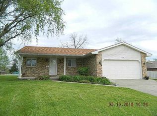 892 Fielding Rd, Sidney, OH 45365