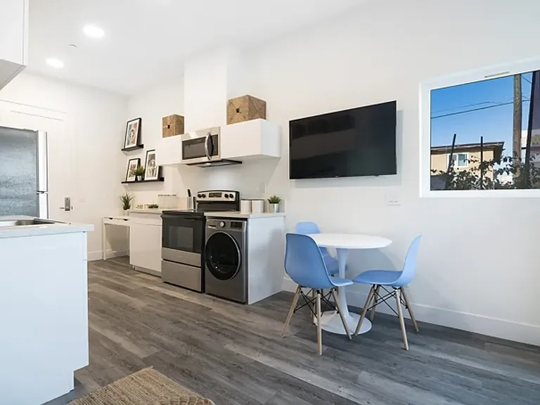 13919 South Normandie Ave Gardena — Photo 20