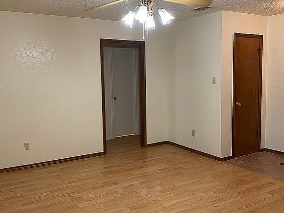 4th image of 1606 Aberdeen Ave