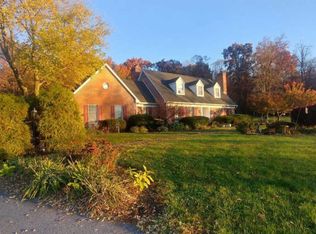 43 Williams Rd, Douglassville, PA 19518