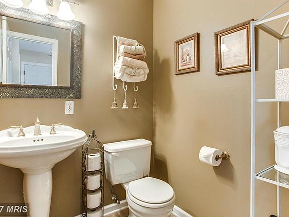 4th image of 7430 Terranova Dr