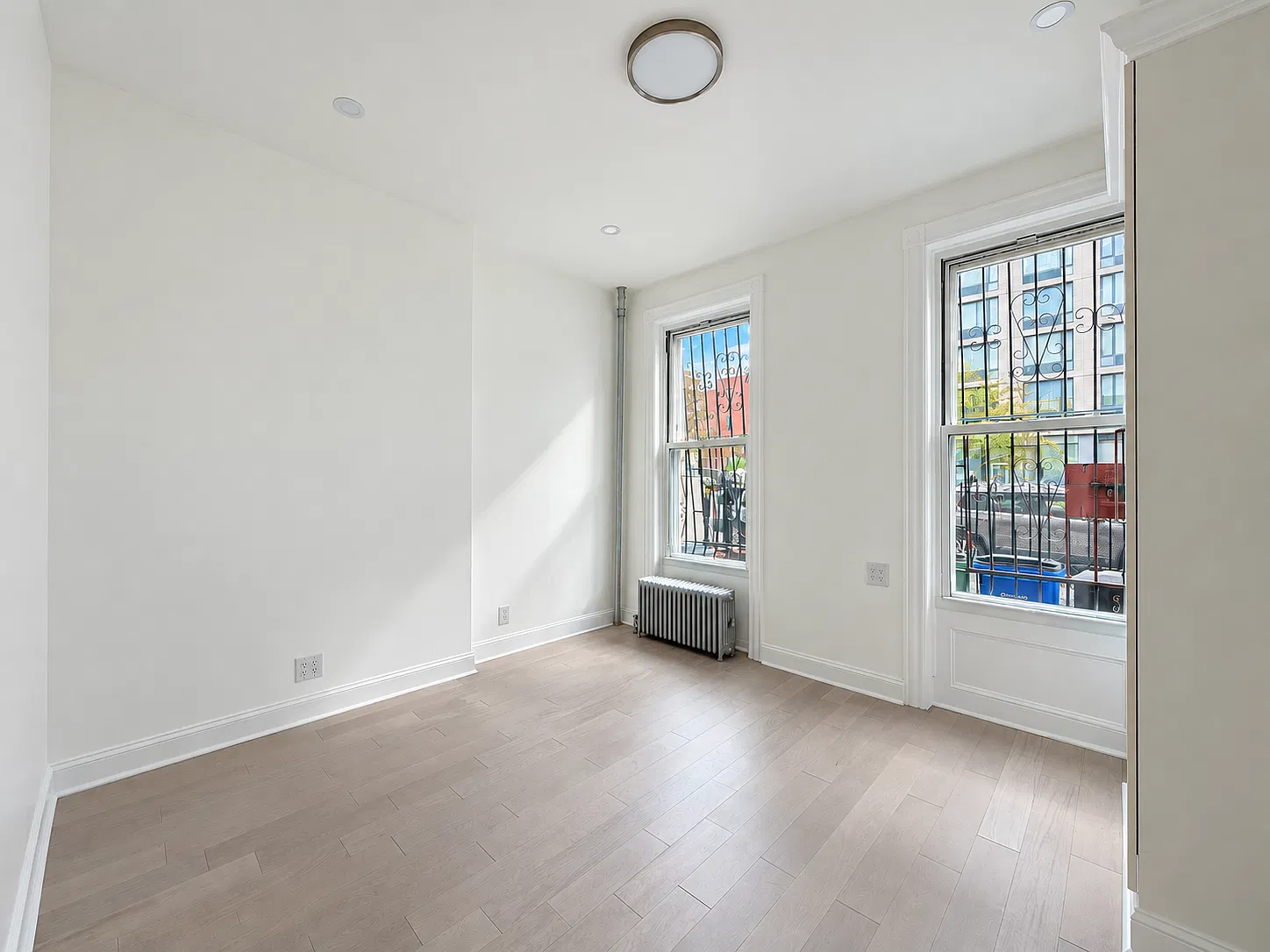 534 Fourth Avenue — Photo 2