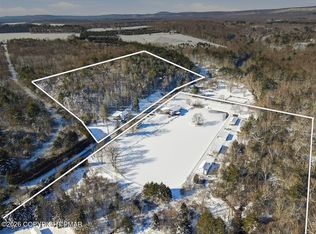 306 Merwinsburg Rd, Effort, PA 18330