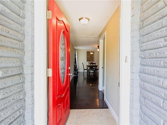 3rd image of 1303 Develon Dr