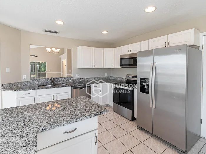 900 Hyacinth Cove Ct — Photo 10