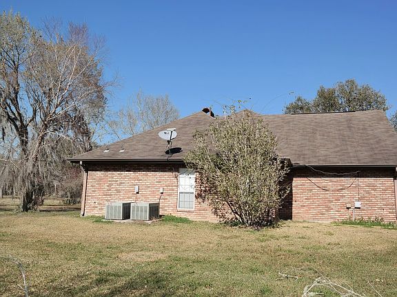 3rd image of 222 Sarah Victoria Dr