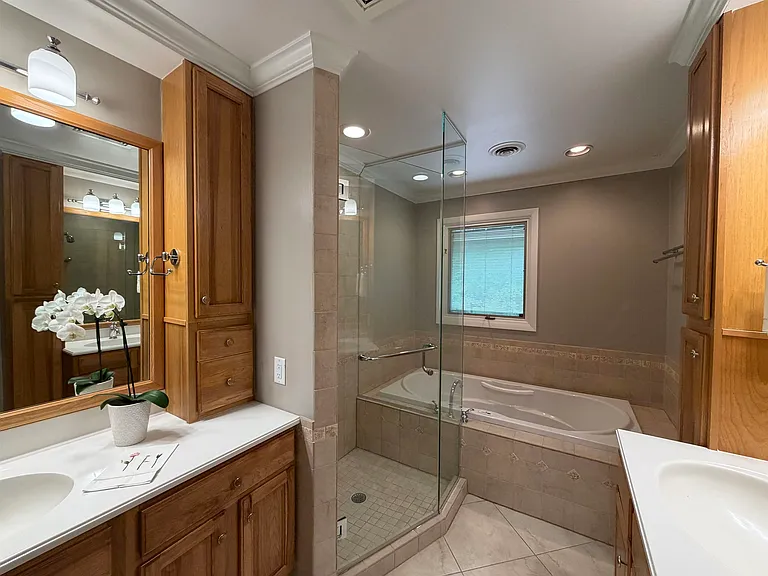 1308 Shirley St — Photo 24