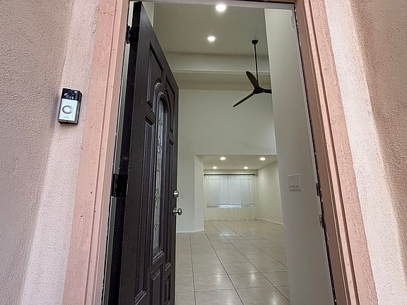 2nd image of 1231 N Tercera Ct