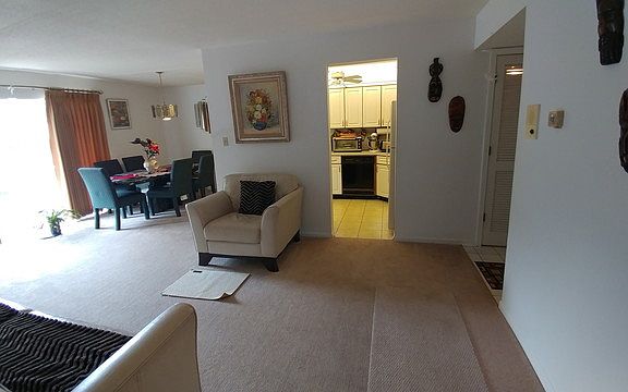 3rd image of 18511 Wentworth Ave #201