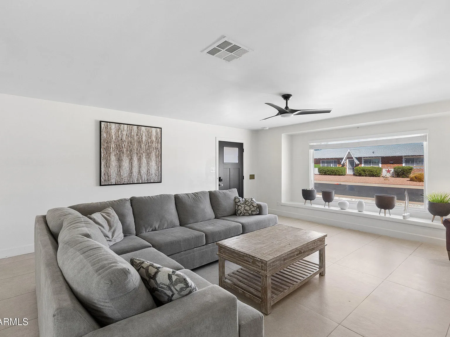 3 bed, 2.0 bath, 1783 sqft, $3,500 — Photo 4