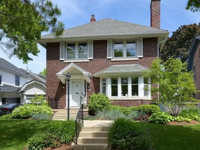 3718 N Maryland Ave, Shorewood, WI, 53211
